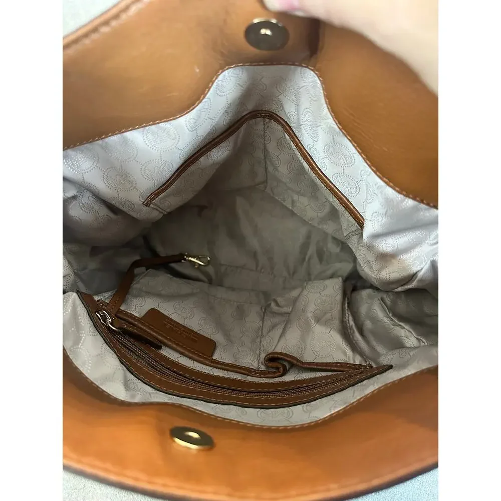 EUC Michael Kors Hamilton Large Studded Leather Tote Brown Gold Lock & Key Chain